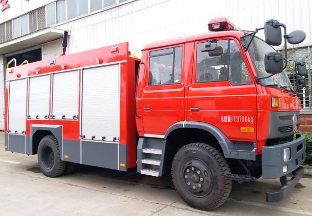 東風(fēng)145泡沫消防車(chē)(5-6T)|東風(fēng)平頭泡沫消防車(chē)|中型泡沫消防車(chē)