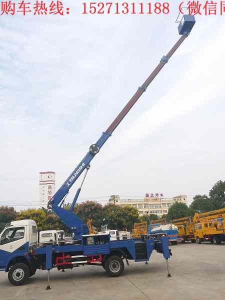 東風(fēng)20米直臂式升降車采用東風(fēng)多利卡3800mm軸距底盤,朝柴156馬力柴油發(fā)動(dòng)機(jī),最大作業(yè)高度20米,工作臂采用直臂伸縮式,工作斗可承載200kg。