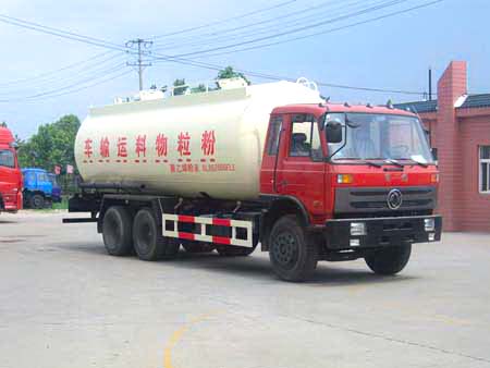 東風后八輪雙橋粉粒物料運輸車